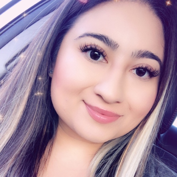 Hi! Ladies :) - Picture 1 of 2